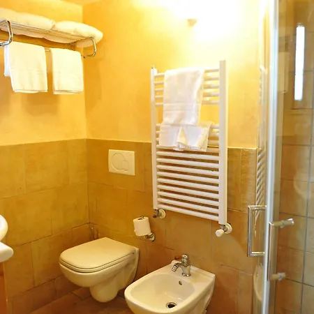 Garni Astoria &