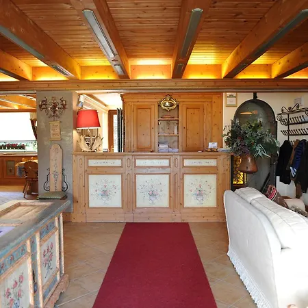 Garni Astoria &