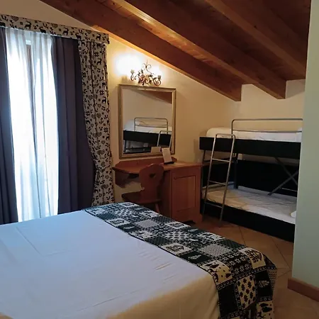 Garni Astoria & Hotell Roccaraso